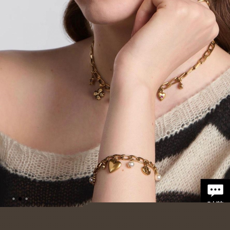 ch**an D*or necklaces